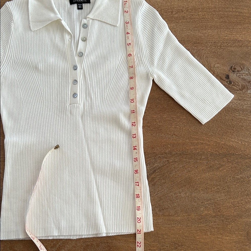 Dynamite White Ribbed Polo Top - Picture 3 of 6